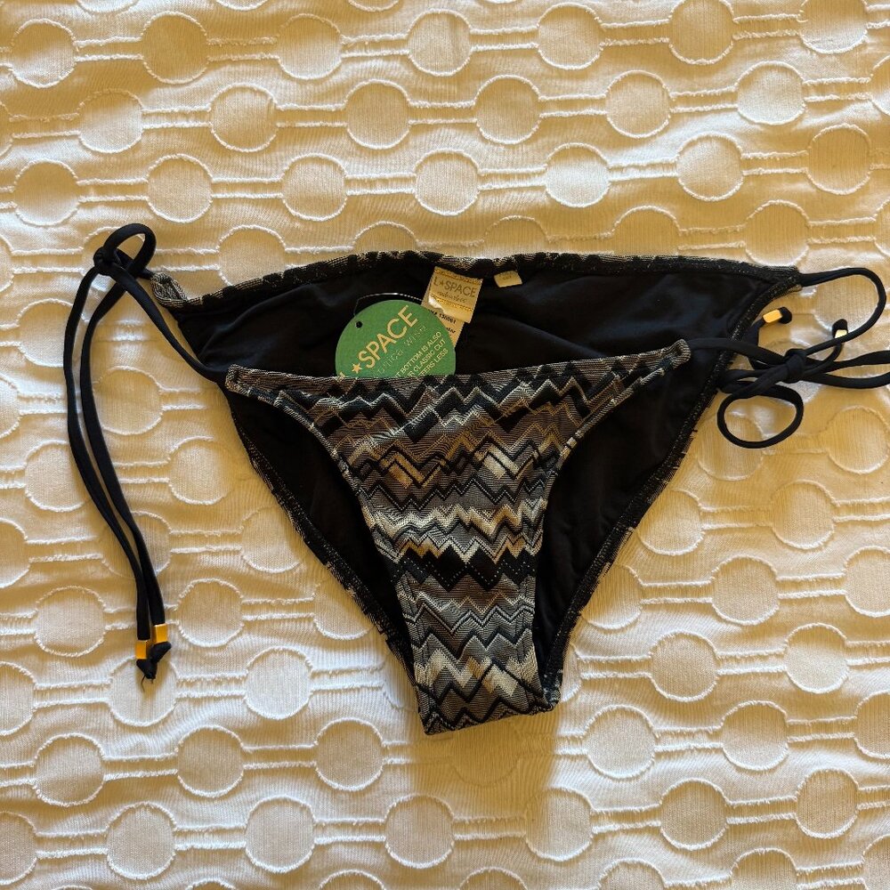 NWT - L*SPACE - Bikini Bottoms Zig Zag Black Beige Print - Side Tie - MEDIUM